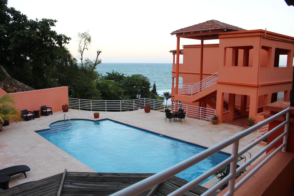 Rival Hotel Cap-Haitien Exterior photo