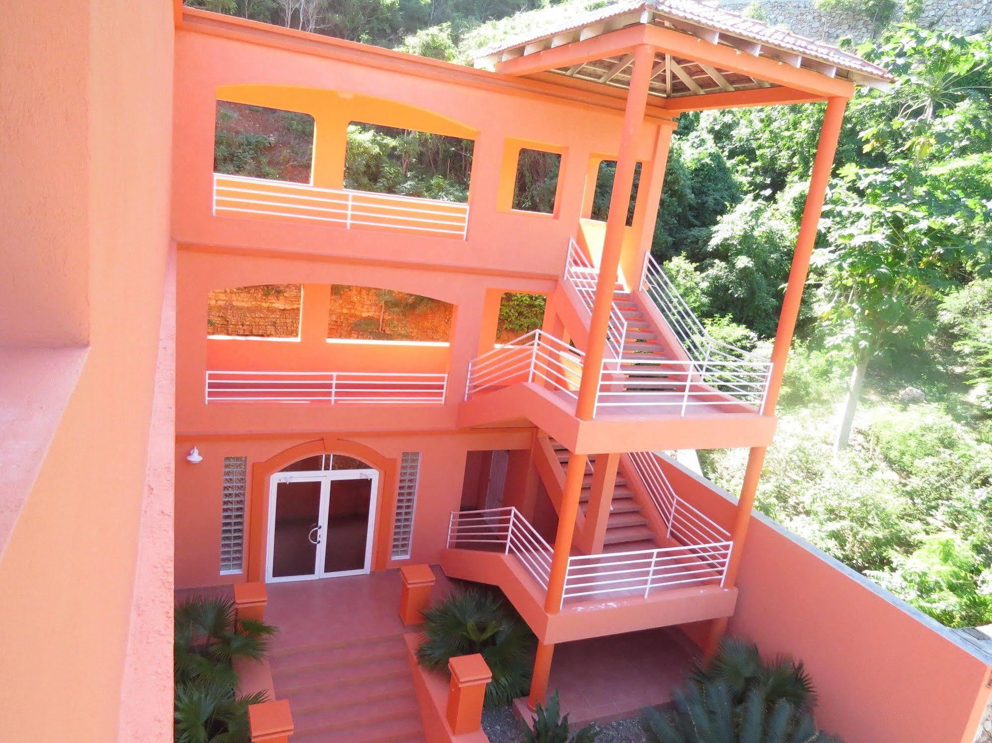 Rival Hotel Cap-Haitien Exterior photo